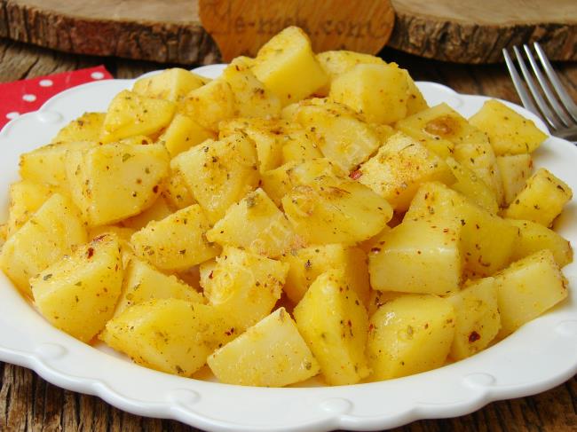 Patates Salatası Tarifi - Fotoğraf 1