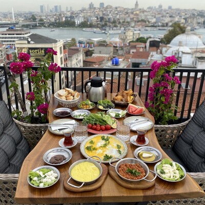 Arada Cafe